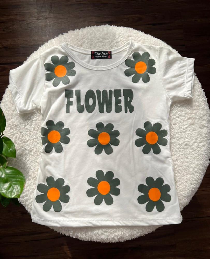 کد ۱۲۱۱ بلوز شلوارک میدی طرح Flower