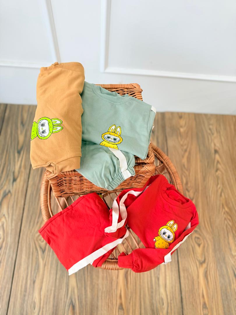 IMG-20251028-WA0126 کد ۲۷۹۷ بلوز شلوار لبوبو بند آویزان - Image 2