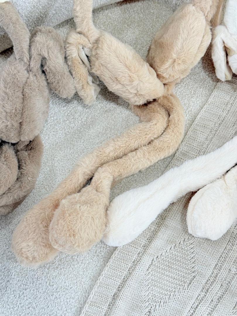 IMG-20251029-WA0013 کد ۲۸۰۱ گوش گیر وارداتی طرح خرگوش لپ قرمز - Image 4