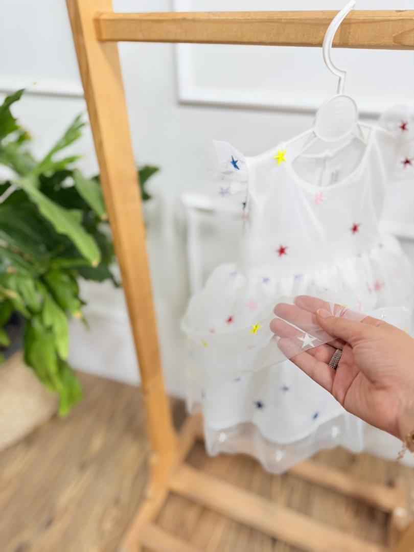 IMG-20251030-WA0086(1) کد ۲۸۰۵ پیراهن سفید با ستاره های رنگی - Image 4