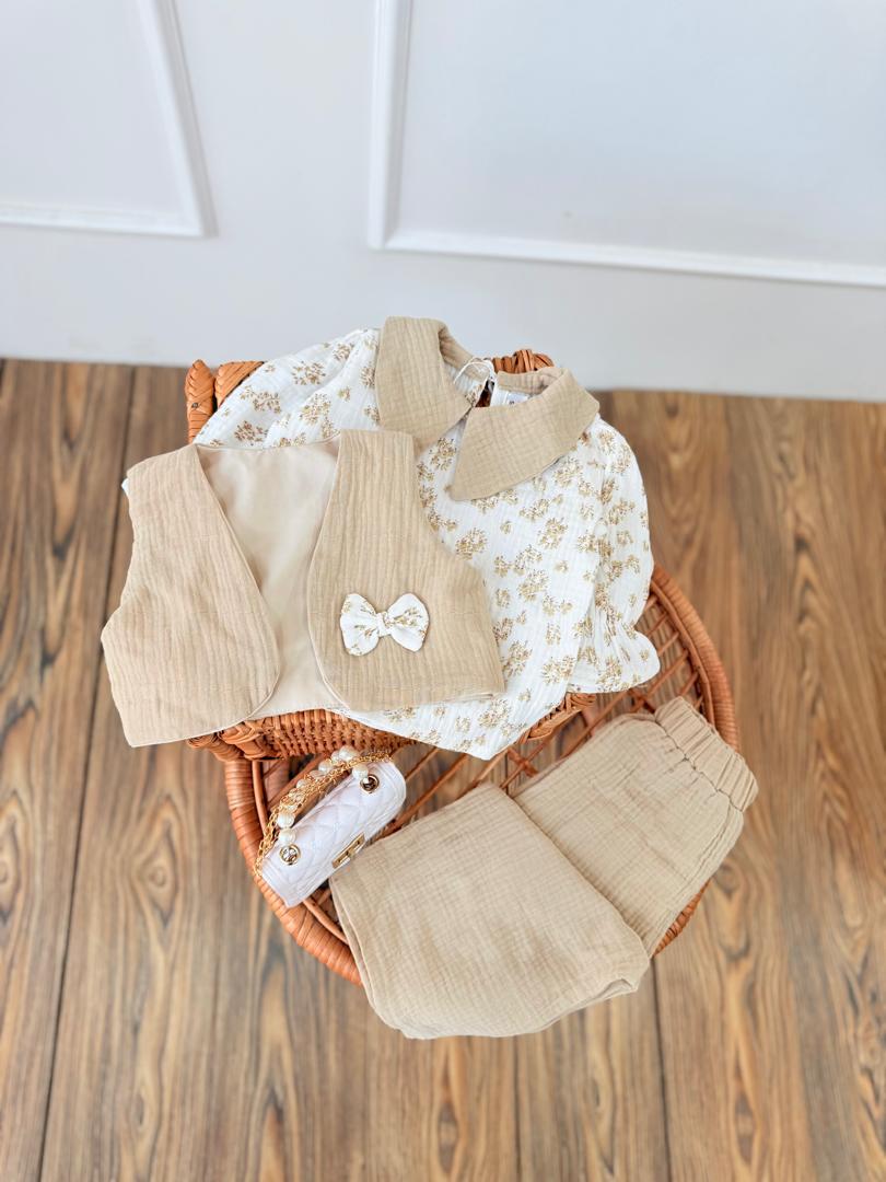 IMG-20251031-WA0042(1) کد ۲۸۱۰ سه تیکه موسلین طرح رعنا - Image 1