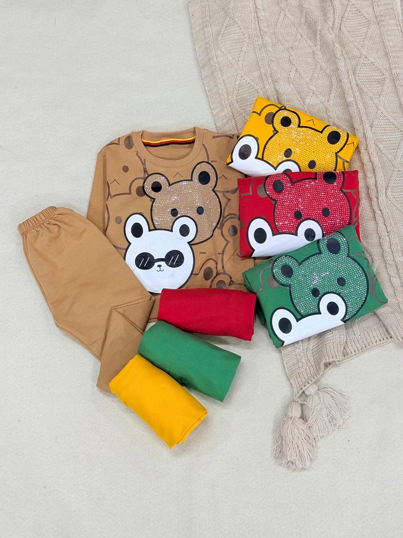 IMG-20251108-WA0017 کد ۲۸۴۵ بلوز شلوار خرس عینک مشکی - Image 1