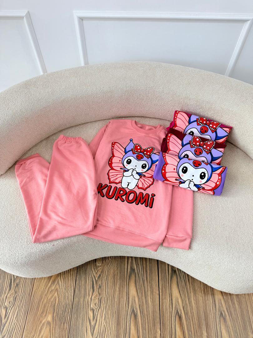 IMG-20251117-WA0078 کد ۲۸۹۵ بلوز شلوار کرومی بال پروانه - Image 1