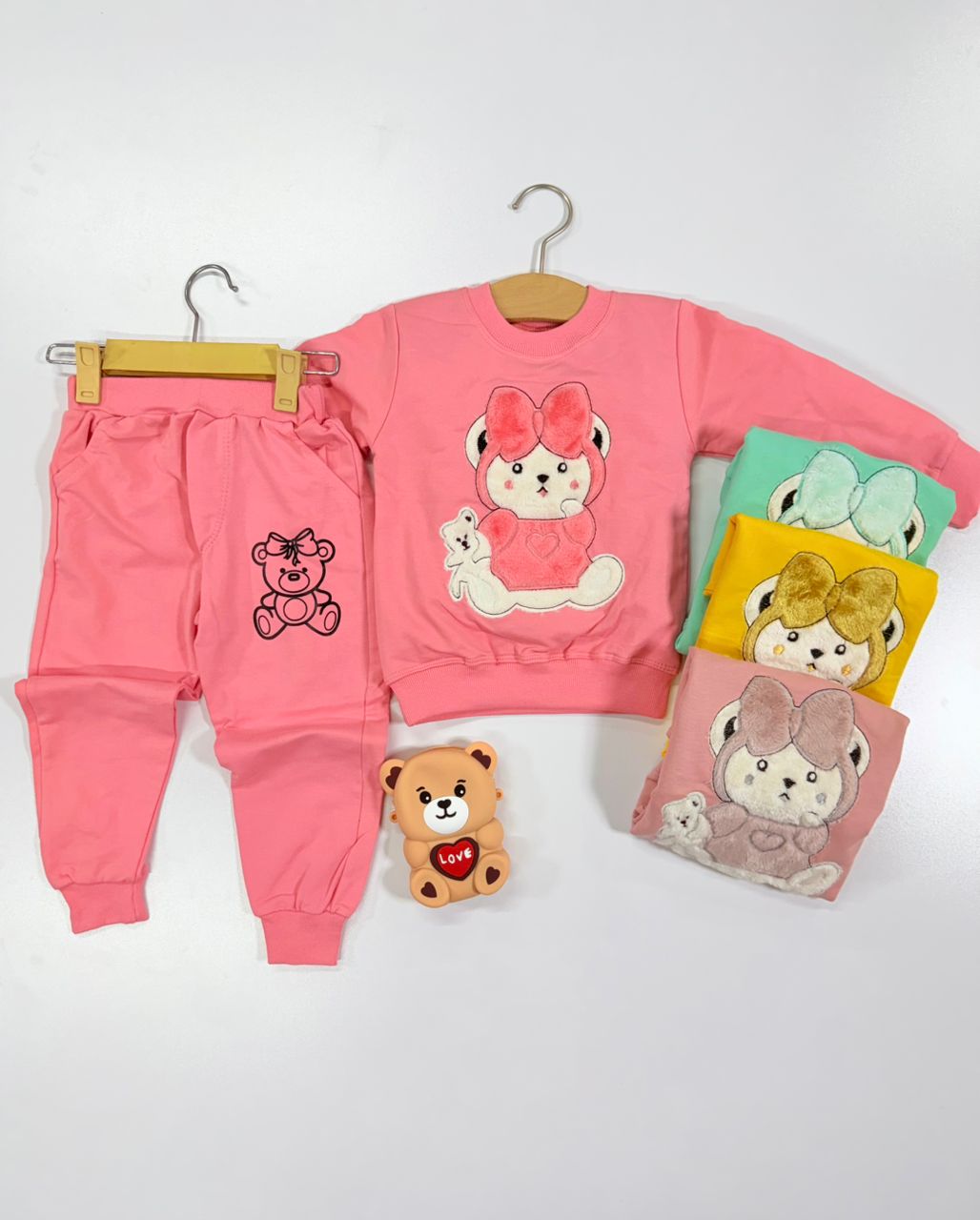 IMG-20251230-WA0076 کد 3032 بلوز شلوار طرح خرس قلب دار - Image 1