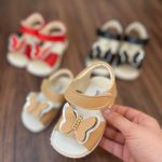 کد 1910 صندل دخترانه طرح شاپرک