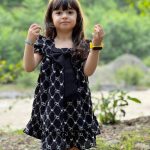 کد ۱۲۹۸ پیراهن مشکی قلبی زنجیری