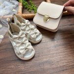 کد ۱۴۸۱ صندل کفش کرم سه پاپیونی