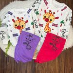 کد ۱۶۵۹ بلوز شلوار خانگی زرافه کوچولو