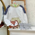 کد ۱۶۷۳ بلوز شلوار پولک طلایی (وارداتی)