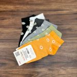 کد 1691 جوراب زنانه طرح بابونه