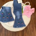 کد ۱۴۴۳ شلوار جین وارداتی دمپا با گلدوزی آلبالو