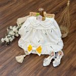 کد ۱۷۶۸ پیراهن کبریتی طرح بابونه سفید matricaria