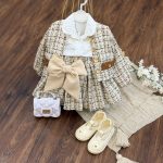 کد ۱۸۰۶ کت و دامن طرح آلینا