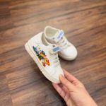 کد 1841 کتونی سگهای نگهبان سفید