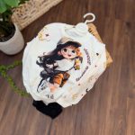 کد ۱۸۸۱ دختر کلاه دار عینکی