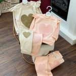 کد ۱۹۱۵ بلوز شلوار طرح قلب شنل