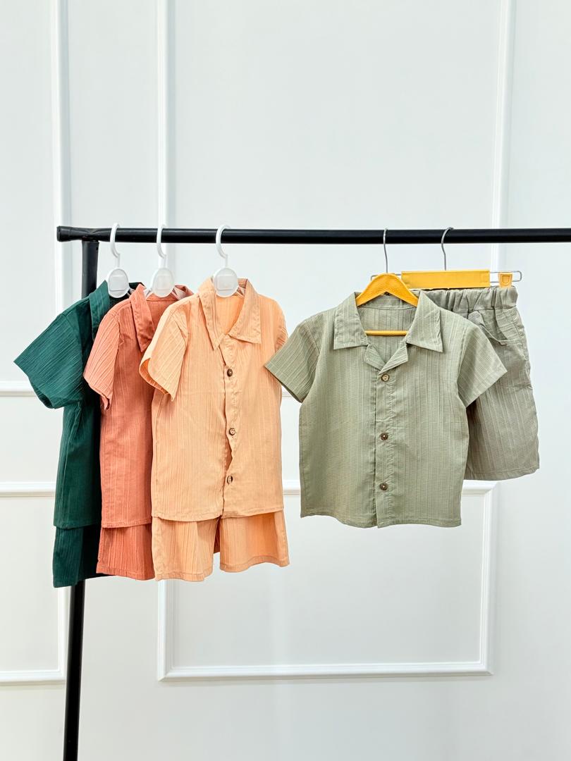 کد ۲۴۰۵ بلوز شلوارک پسرانه آیوا