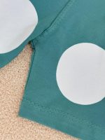 کد ۲۳۳۶ تیشرت شلوارک میکی موس میان گل ها - Image 4