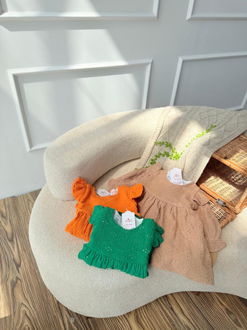 کد ۲۵۱۱ پیراهن موسلین سوزندوزی طرح نوشمک