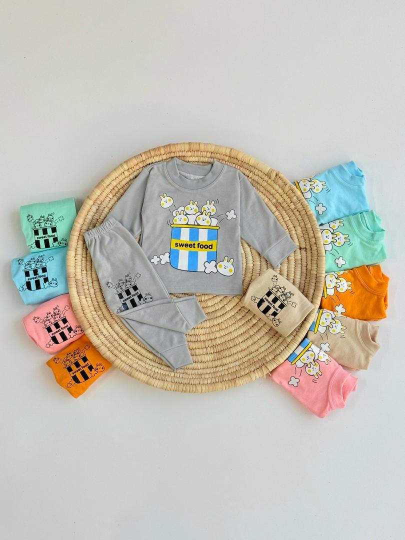 کد ۲۵۷۱ بلوز شلوار طرح sweet food