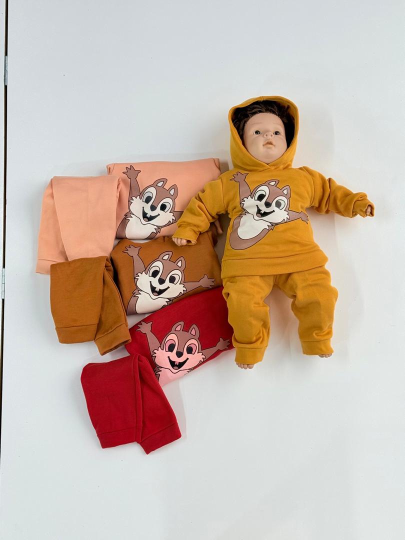 کد ۲۵۹۰ هودی شلوار سنجاب خندان