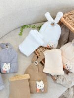 کد ۲۶۱۲ کلاه و گردنی وارداتی طرح خرس خندون - Image 6