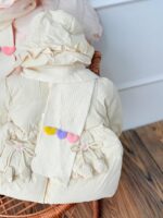 کد ۲۶۶۲ کاپشن وارداتی طرح شالگردن سه قلبی - Image 2