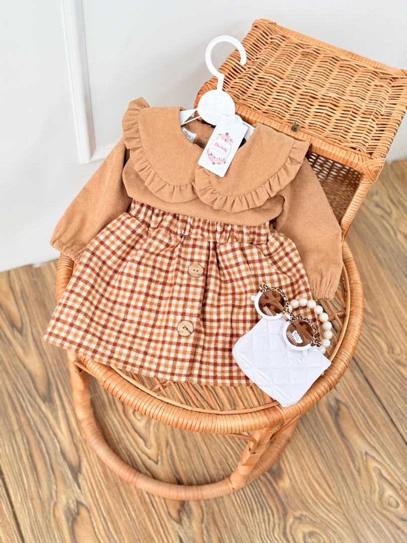 کد ۲۶۸۴ بلوز دامن کبریتی پشمی طرح هلن