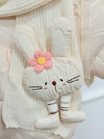 کد ۲۷۰۵ کاپشن وارداتی طرح خرگوش گل صورتی - Image 4