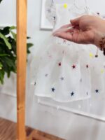 کد ۲۸۰۵ پیراهن سفید با ستاره های رنگی - Image 3