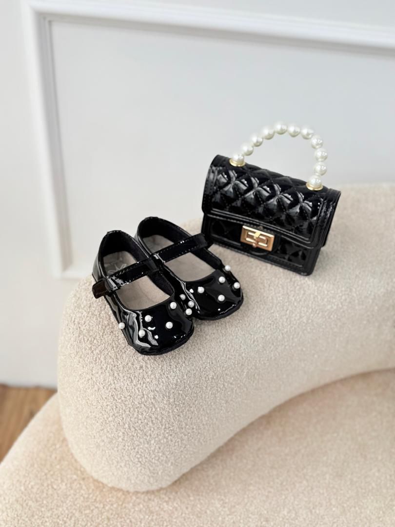 کد 2874 کفش نقلی مشکی طرح شیک