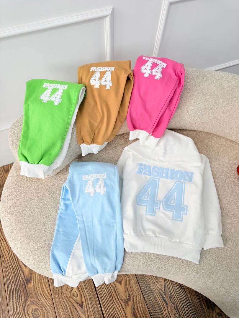 کد ۲۸۷۷ هودی شلوار طرح 44