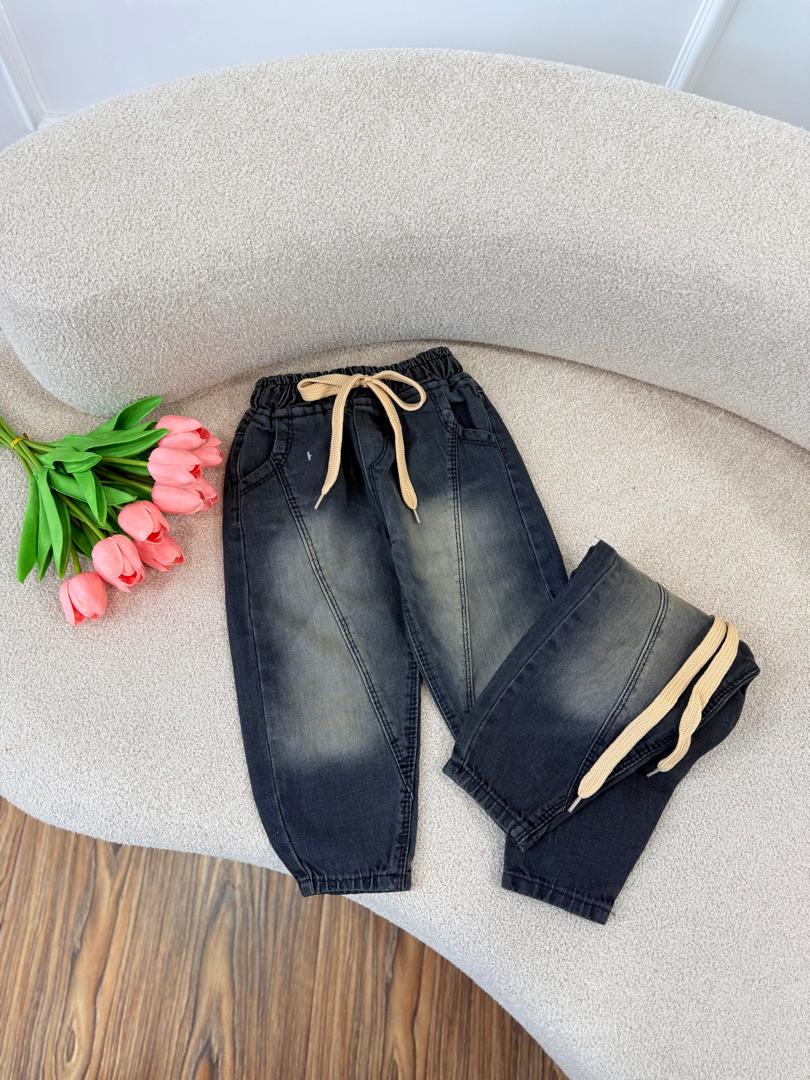 کد ۲۵۰۶ شلوار جین طرح Walk