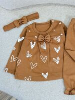 کد ۲۹۲۶ بلوز شلوار و هدبند طرح قلب کرم - Image 3