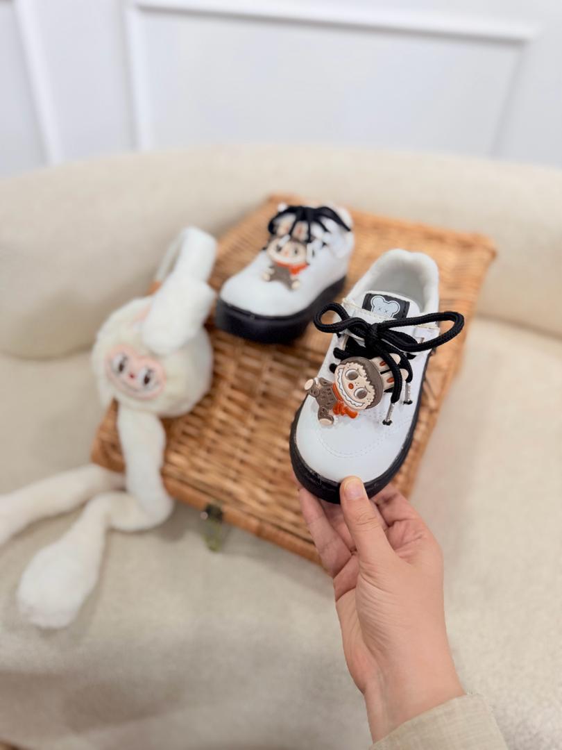 کد 2954 کتونی لبوبو سفید