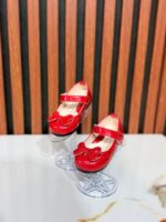 کد ۳۰۸۹ کفش مجلسی قرمز براق