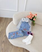 کد ۳۰۷۱ ست سارافون جین گلدوزی شده + بلوز راه راه