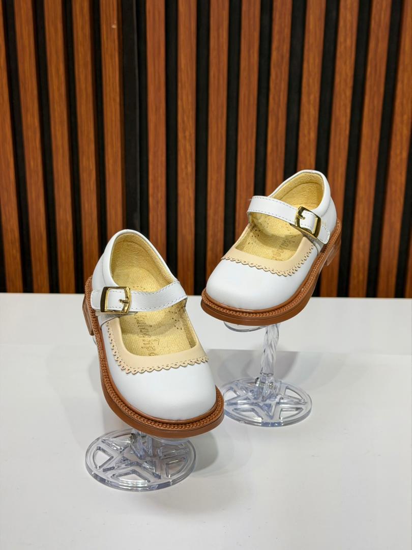 IMG-20260214-WA0004(1) کد ۳۱۶۵ کفش مجلسی طرح زرین - Image 1