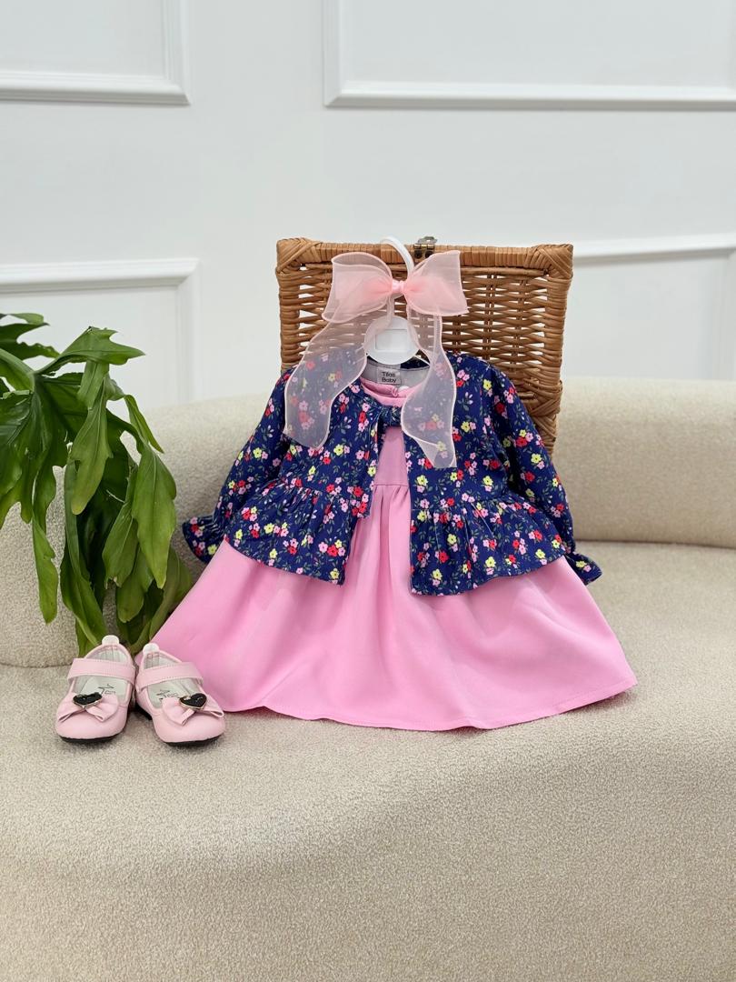 IMG-20260224-WA0097 کد ۳۲۴۲ کت سرمه ای + سارافون صورتی طرح نلین - Image 1