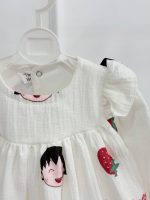 کد ۳۳۸۸ پیراهن طرح توتفرنگی ژاپنی - Image 3