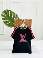 کد ۳۵۴۱ تک تیشرت مشکی LV