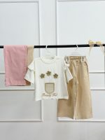 کد 3492 کراپ شلوار نگین دار گلدون با سه گل