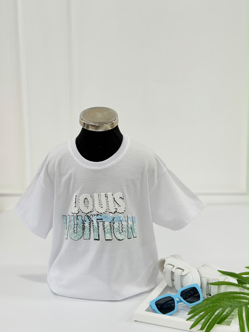 IMG-20260805-WA0043 کد 4073 تک تیشرت سفید طرح LOUIS - Image 1