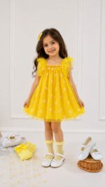 کد ۴۱۸۱ پیراهن طرح بابونه زرد